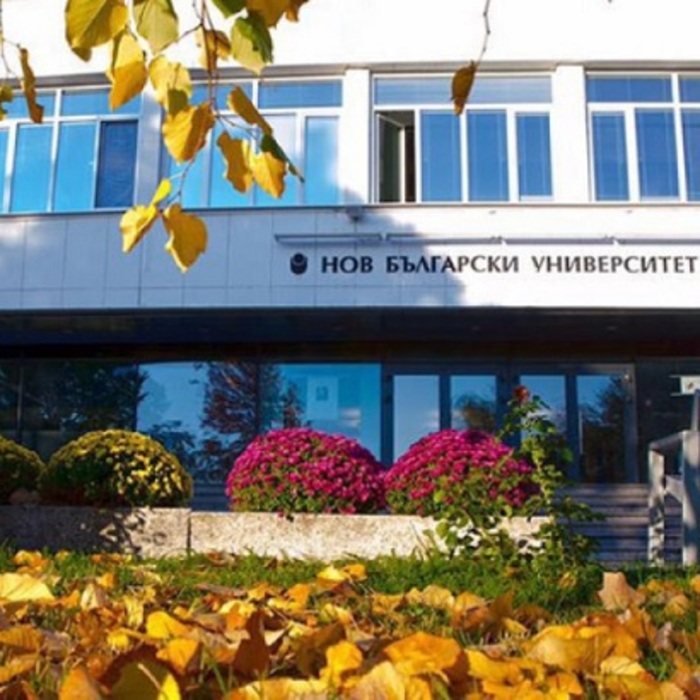 02-nbu26-678x410-crop-478b24840a_700x700_crop_478b24840a