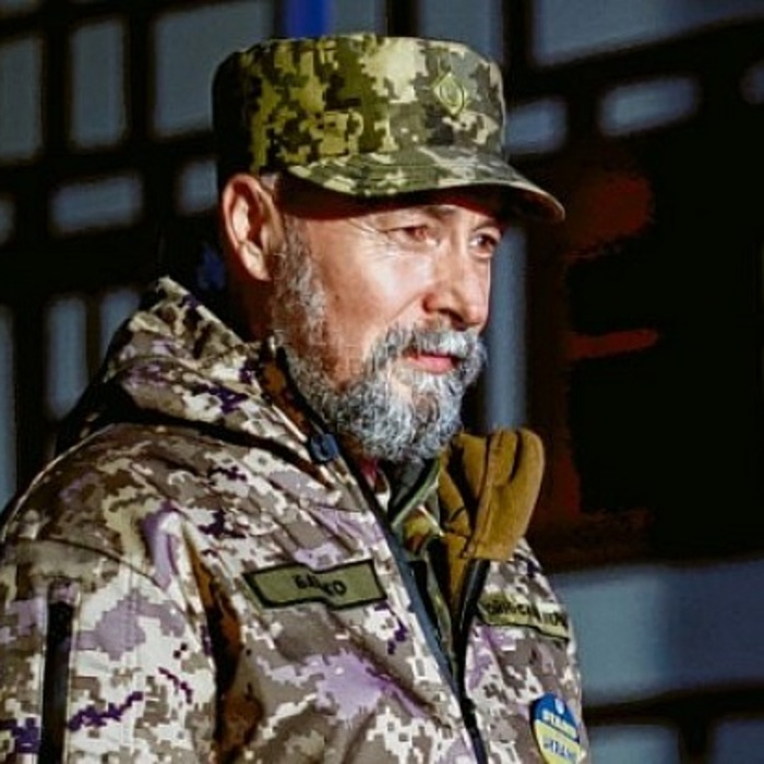 igor-jaloba-frognews-bg_700x700_crop_478b24840a