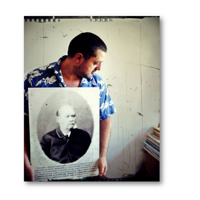 denis_700x700_crop_478b24840a