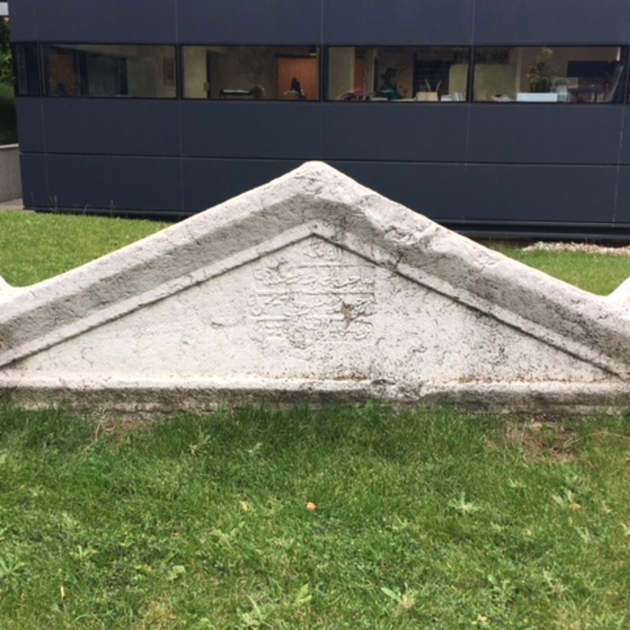 history_700x700_crop_478b24840a